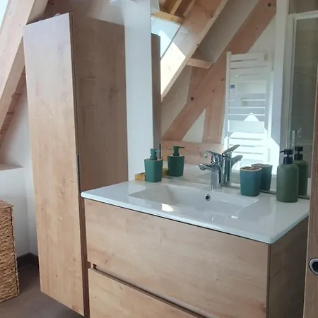 Maison Normande Au Bord De Riviere Avec Et Sauna Holiday home Rugles