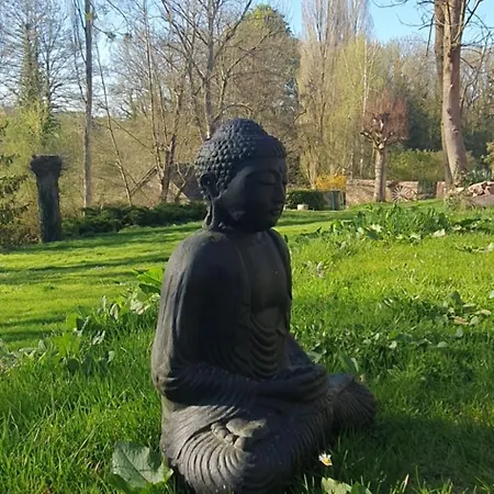 בית נופש Maison Normande Au Bord De Riviere Avec Et Sauna Rugles